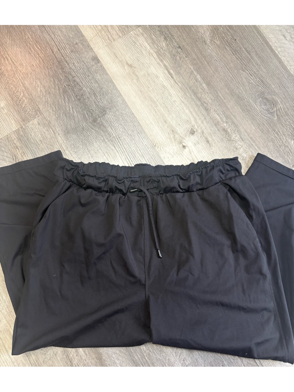Women's Black Drawstring Capris